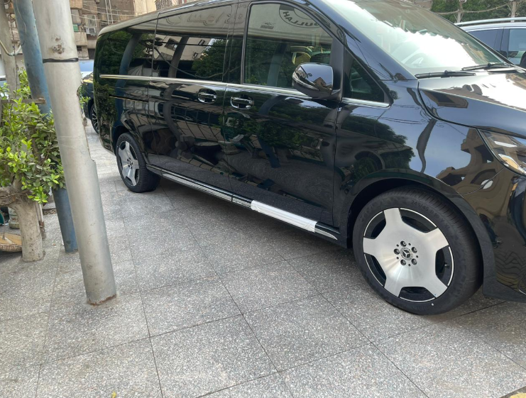 Mercedes V250
