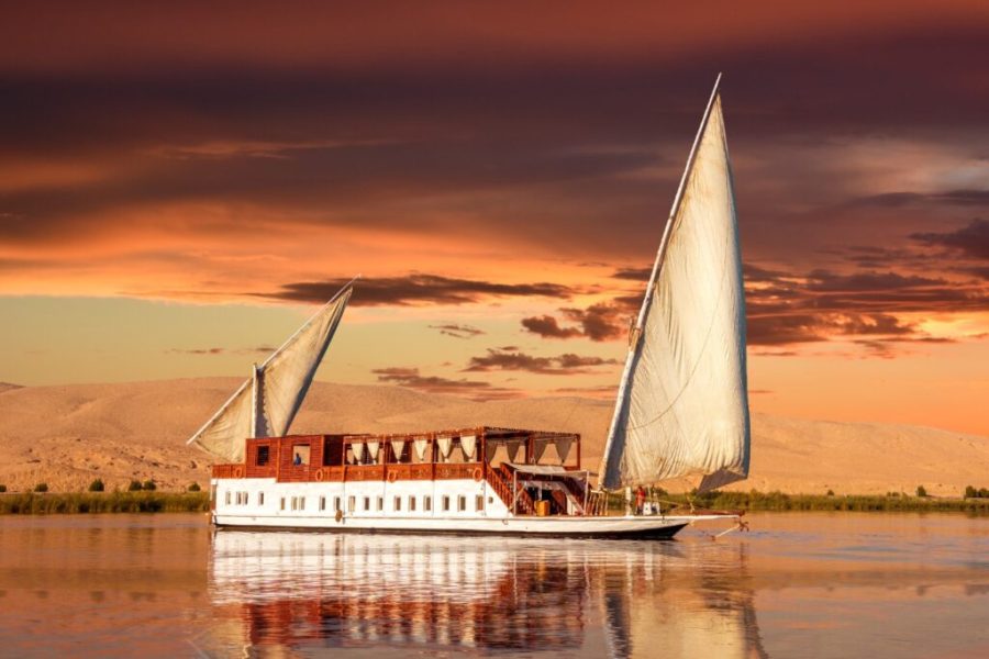 Dahabeya Delights: A 4-Day Luxury Nile Cruise from Aswan to Luxor